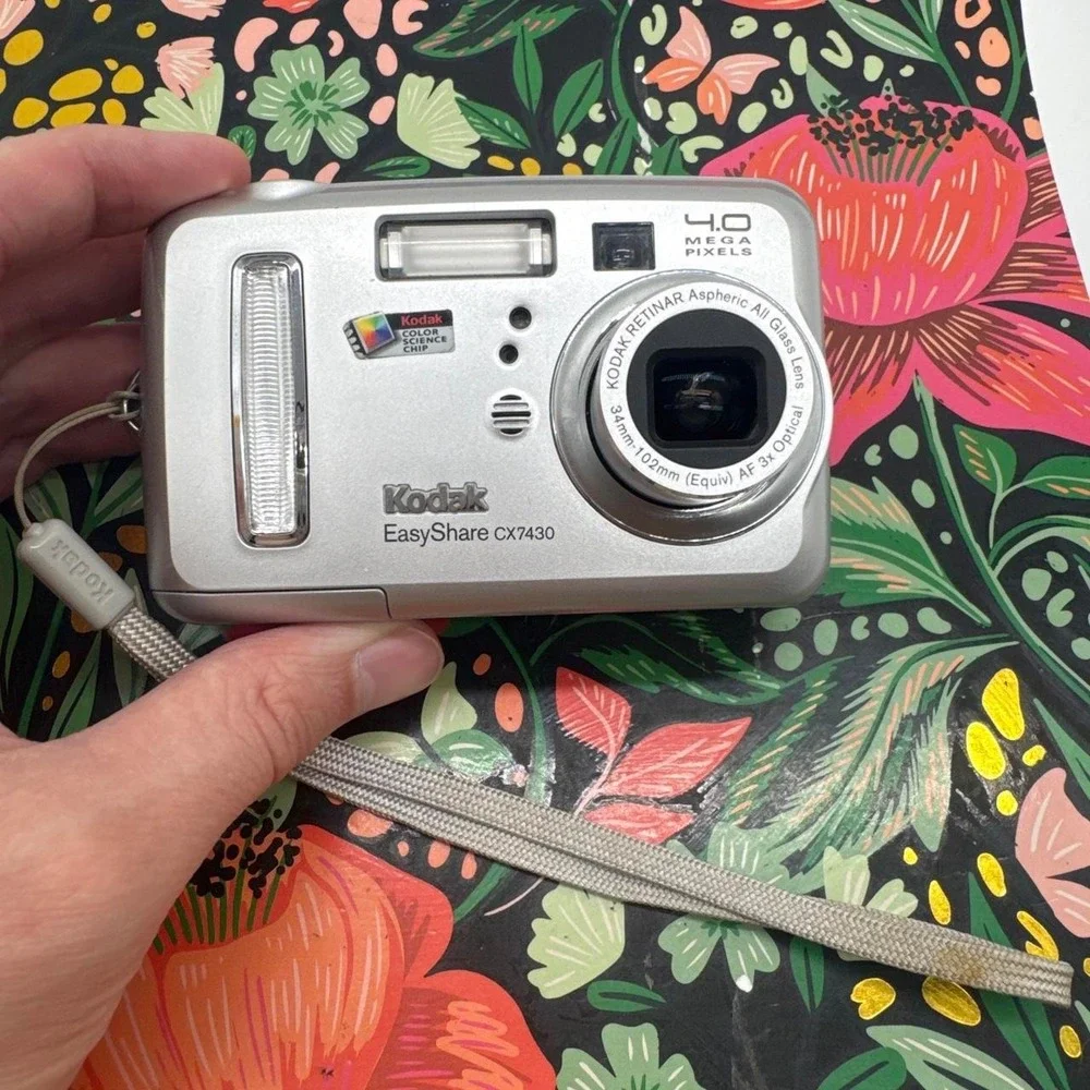 Kodak EasyShare CX7430‎ Digital Camera – Compact Point-and-Shoot Camera